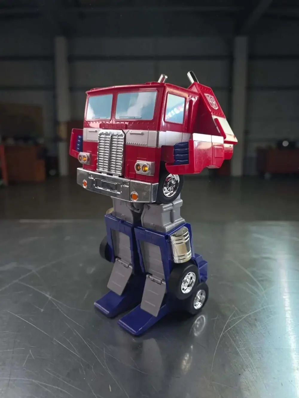 Jada Toys Transformers Optimus Prime Converting RC Remote Control Vehicle